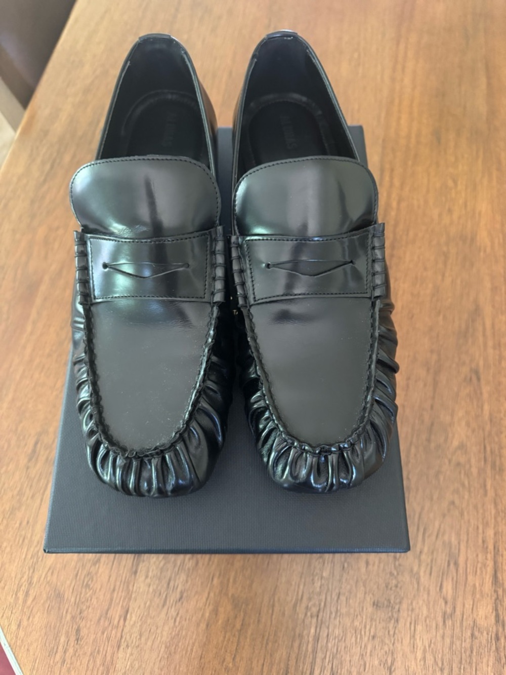 ALOHAS Black Gloss Penny Loafers